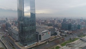 Horst Paulmann traslada control de Cencosud a sociedad en Inglaterra