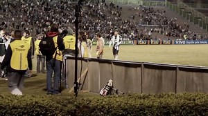 96K views · 4.3K reactions | Feliz é aquele que teve a honra de torcer, cantar e vibrar no Antigo Palestra Italia, conhecido popularmente como Parque Antártica. Trecho do Filme/Documentario PRIMEIRO TEMPO contando a historia do antigo Palestra até o atual Allianz Parque, um dos mais modernos estádio do Mundo. Vídeo feito no ultimo jogo do Palestra contra o Gremio, antes da reforma para o Allianz Parque. #PALMEIRAS104ANOS | Portal Arena Alviverde | Facebook