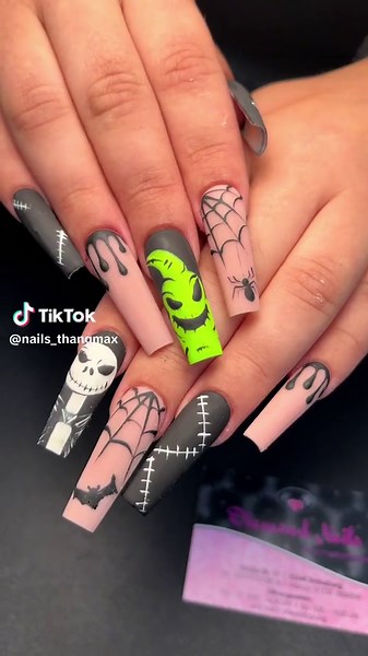 Halloween Nail Art Ideas: Spooky Designs for 2023