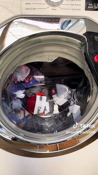 ASMR Laundry Day: Enjoy Soothing Washing Machine Sounds