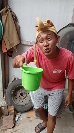 little brother takes a cold shower #shorts #trending #funny #viral