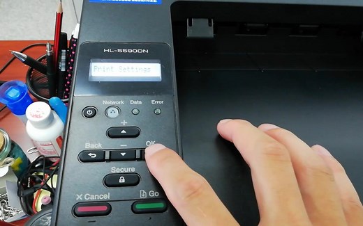 打印机并不单是连接电脑才能打印测试纸，动一动这个就可以