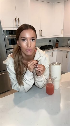 Rachel Hughes on Instagram: "Bucked Up Discount Code: RACHELHUGHES 💖🤟🏼"