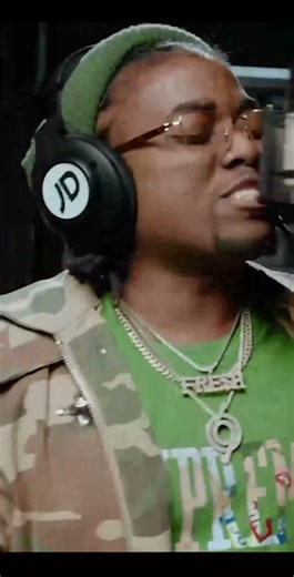 The coupe's push button like I declared war #realtalk #fresh