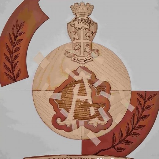 Crest, stemma, emblema araldico impiallacciatura ad intarsio