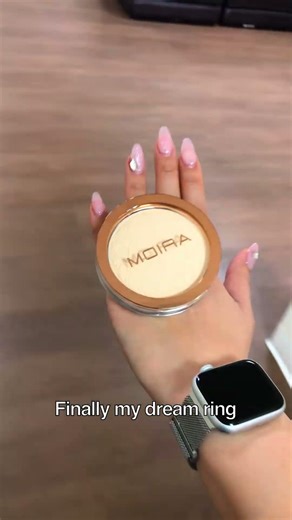 POV: Obsessed with this waterproof setting powder