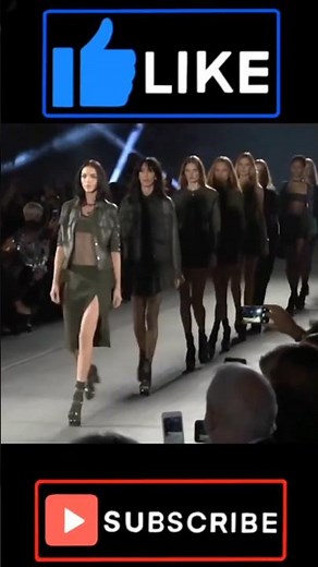 Fashion Show-Défilé de mode de Paris #parisstyle #fashion #runway #catwalk