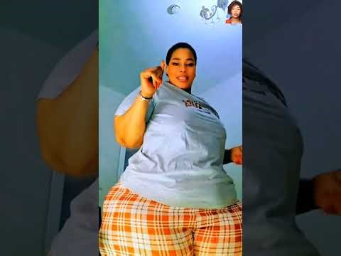 Devotha Jerrick: Plus-Size Curve Fashion Model Promoting Body Positivity, Self-Love & Confidence