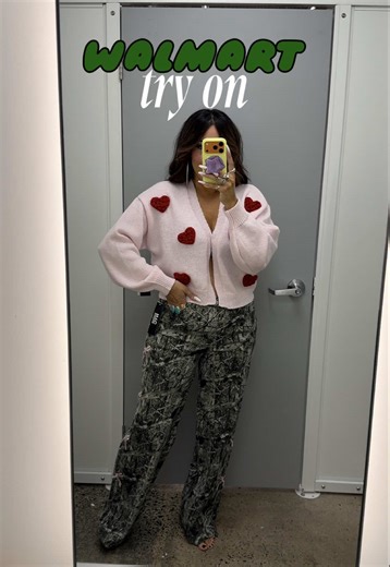 Walmart Try-On: Sizing Videos for Every Outfit