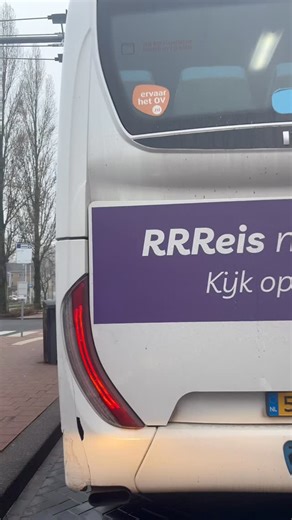 Buschauffeurs van Breng Maurits en Yacintha on Instagram: "Mooi ritje van 40 minuten, in 1:19 gestopt. #breng #transdev #work #lekkerbezig #WageningenArnhem"