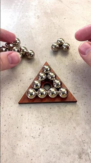 How not to build a pyramid… #puzzlesolving