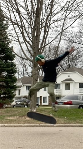 Kickflip north?? #skateboarding #skate