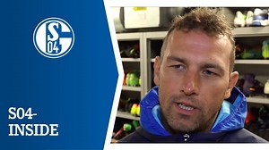 Nach zwei Pflichtspielsiegen in Folge kommt die Länderspielpause für die Knappen etwas ungelegen. Andersherum ist nun Zeit, um das bisher Gewesene ausgiebig zu analysieren, wie Markus Weinzierl im Interview mit SCHALKE TV erklärt. | FC Schalke 04