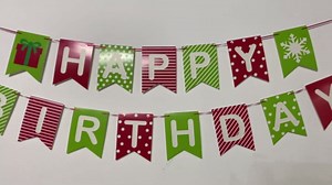 Merry Christmas Birthday Banner, Happy Birthday Party Decoration, Pre-Strung, 300g Paper Christmas Decorations with Red Green White Festive Hanging Banner for Home Party, Office Decor, Holiday Celebrations