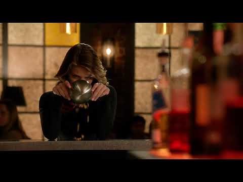 Martian manhunter vs Supergirl fight scene (Supergirl S01E16)