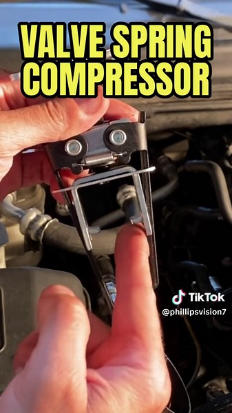 USING A VALVE SPRING COMPRESSOR. Full video on my YouTube channel, link on my profile. #cars #automotive #mechanic #trucks #carrepair #valve #spring #phillipsvision #youtube #youtuber #howto #diy #doityourself #instagram #reels #tiktok #tiktokers #facebookreels #learning