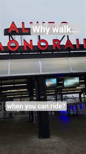 A perfect day for this one-mile walk. #ramblingseattle #seattle