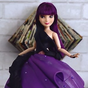 20K views · 68 reactions | Amazing Evie & Mal doll cakes from Descendants 2  | Koalipops | Facebook