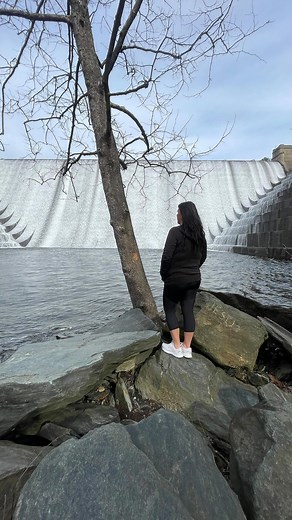 Leah Seeling| East Coast Enthusiasts on Instagram: "Liberty Dam Trail 📍Marriottsville Road, Marriottsville, MD 21104 🅿️Parking at the trailhead is very limited and street parking is not allowed along Marriotsville Rd. I highly recommend visiting in the AM or visiting on a weekday, if possible. 💦Water views along the trail. It’s a straight trail to the damn. ⚠️Do not veer right in the beginning, there is a Shooting range, please use caution ⚠️ 🥾Wear boots or good hiking shoes. There are spots