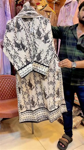 Designer Printed & Embellished Lawn Three-Piece Suit