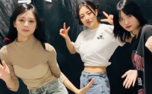 年末挑战2.0！TWICE《Drop it to the floor》舞蹈挑战