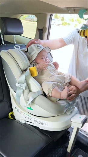 Hands-Free Days Start Here – Immersive Car Seat Install ✨