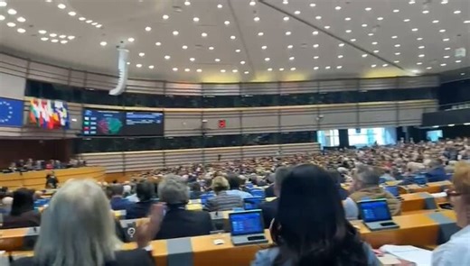 遅きに失したが、ようやくか。ヨーロッパがようやく移民やムスリムからの地獄から抜け出そうというとき、マッチポンプ自民党・高市移民推進掌返し内閣は、愚かにも、まだまだ質の悪い外国人を開発途上国や発展途上国から入れようとしている。周回遅れの大愚行。無能の極致。そして、それを擁護し、後押しする自民信者・高市信者。愚かの極み。