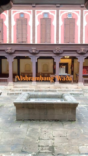 ‘Vishrambaug Wada’ a beautiful place to visit and take step back into history of pune. 📍- 619, RB Kumthekar Rd, Perugate, Sadashiv Peth, Pune, Maharashtra 411030 #puneshorofficial #punecity #wishrambaugwada #oldarchitecture #history #puneri | Pune Shor
