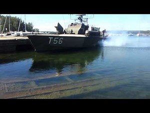 Swedish Torpedo boat from the 50s starting her 3X1650Hp diesels. Massive sound;)