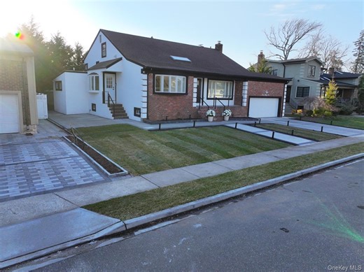 791 Longview Ave, Woodmere, NY 11581 - MLS 981471 - Coldwell Banker