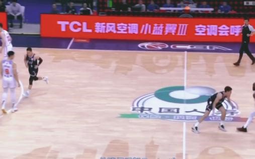 大型纪录片CBA巨星琼斯传奇