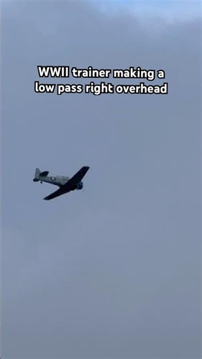 WWII trainer making a low pass right overhead #t6 #fighterjet #texas #ww2 #cool #aircraft #aviation