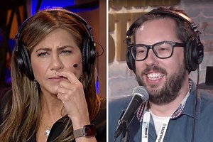 Jennifer Aniston Helps a ‘Howard Stern’ Staffer Smoke Weed for the First Time: “Don’t Worry, You’ll Live”