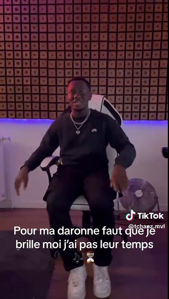Le phœnix talentueux comme gaucho 🙌🏾 , banger ou pas ? Ca sort quand l’équipe ? #pourladaronne#yakatobina#lamelo