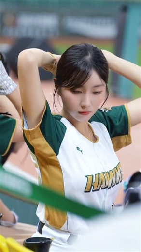 5.5K views · 83 reactions | That's why we love to go to the stadium 殺 Sports Beauty | Sports Beauty | Facebook