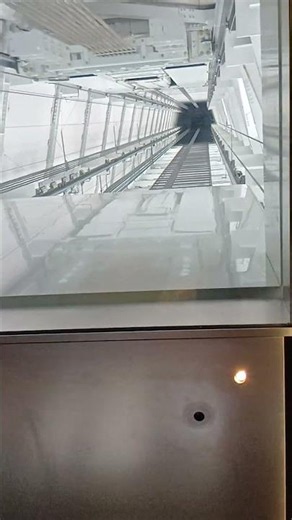 6月24日東京スカイツリーの展望回廊に行くエレベーター。