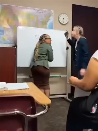 Student smashes teacher's phone 🔥🔥 #fight #viral #student #insane #talk