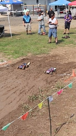 315_ RC drag racing Rustler vs Rustler.🔥 #rc #rcdragracing #rcdragrace #rcmudbog #mudracing #rcracing #foryou #foryoupage | RC Racing cars