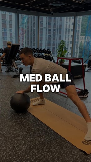 Harry Shum on Instagram: "Med Ball Flow 🌊 Using a med ball on the ground is an awesome and interactive way to get athletes being low and being in positions that they might not be comfortable with Try out some of these options and it might change the way you move on the court 🔥"