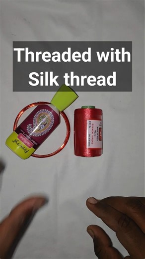 Watch the Magic ✨ Silk Thread Glass Bangles with Eye Kundans