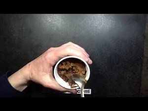 Instant blue-collar trash chocolate cake. (In four minutes.)