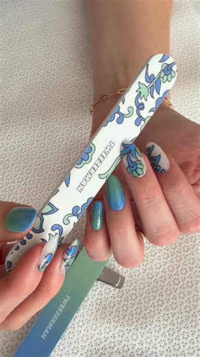 𝙏𝙤𝙢 𝘽𝙖𝙘𝙝𝙞𝙠 Nails on Instagram: "Perfect in Paisley Trend Alert 🩵💅🏼 A Preppy & Playful Spring Mani inspired by @Tweezerman’s new Paisley Collection #nailsbytombachik #Tweezerman Products Used: - ‘Nail Clippers’ for perfect length and shape - ‘Nail File’ to buff, smooth, and perfect - ‘Small Slanted Tweezers’ are the perfect side kick for creating precise details"