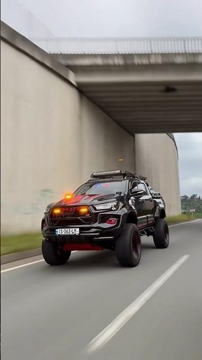 INSANE Modified Toyota Hilux 💪 | Beast Mode Pick-Up Truck Transformation! | Automaniaczzzofficial