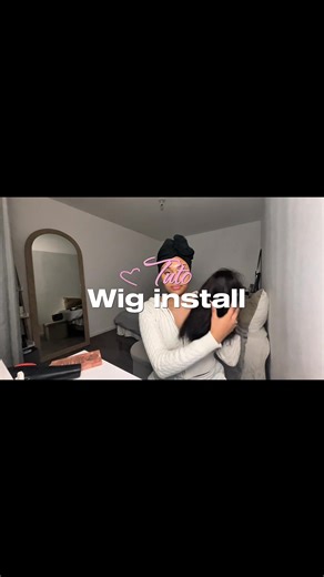 Je n’ai pas pour habitude de publier ce type de contenu, mais j’avais envie de partager cette installation de wig avec vous 💁🏽‍♀️ N’hésitez pas à me faire vos retours et à me dire si vous souhaitez voir davantage de vidéos dans ce style ✨ #pourtoi #foryoupagе #fyp #wig #wiginstall