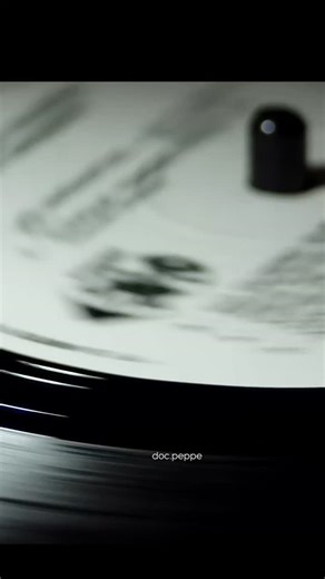 11 reactions | Inevitable Shakira 1998 En vivo y en privado @clasmusic80s @doc.peppe | Doc Pérez | Facebook