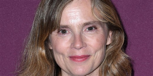 Tribune pour Gérard Depardieu : Isabelle Carré en publie une à son tour et révèle avoir été agressée à 11 ans