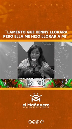 El Mananero Radio on Instagram: "@sandra_palmett hace una breve reflexión muy importante sobre las consecuencias de utilizar un micrófono bien o mal. Ven a ver el video completo en Youtube que aquí que Boli de vistió de Grinch 🤣🤣. #lonuevoylomejor #humor #losdueñosdelasmañanas #elmañaneroerestu #comedia elmañanero"