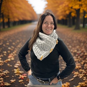 Two Hour Crochet Button Cowl 2-PAGE PDF PATTERN for Bulky (5) Yarn - Etsy