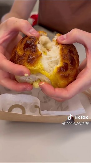 Must Visit Cafes in Singapore: Top 5 Recommendations