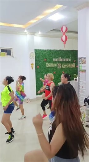 Lolo -Zumba chlas herbalife| Zumba| Gany| #zumba #zumbafitnes #funny #happy #dance